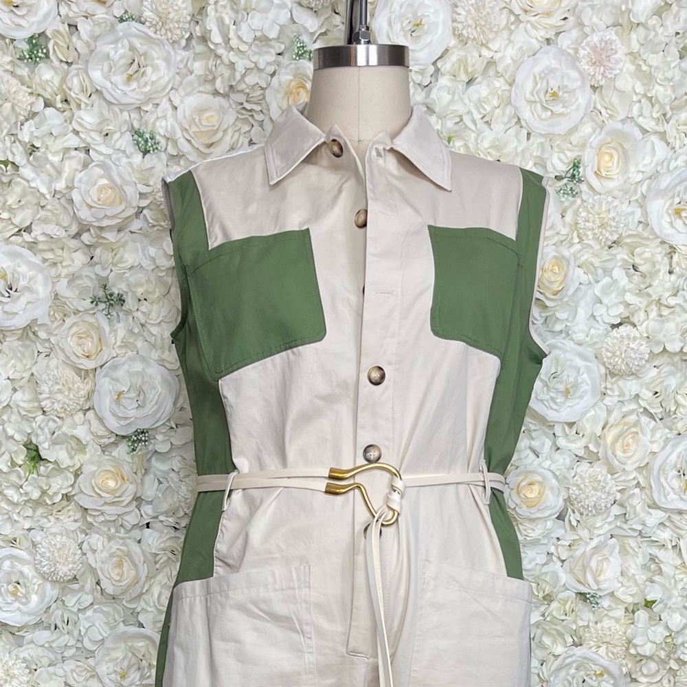 🌸Solid Collaer jumpsuit with a belt🌸